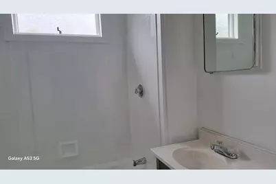 21 Coes St #2r, Worcester, MA 01603 - Photo 15