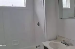 21 Coes St, Worcester, MA 01603 - Photo 15
