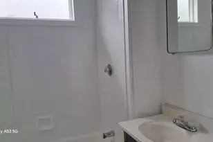 21 Coes St, Worcester, MA 01603 - Photo 15