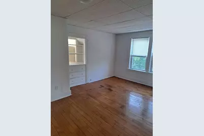 21 Coes St #3R, Worcester, MA 01603 - Photo 5