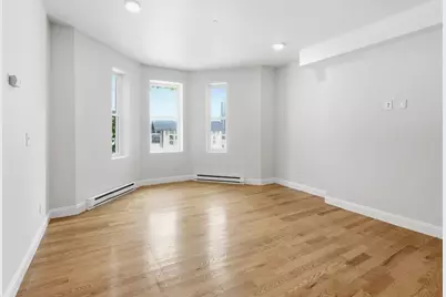 80 Pleasant St, Worcester, MA 01609 - Photo 7