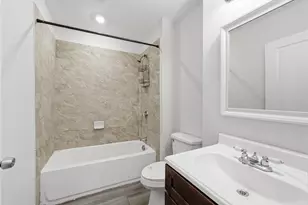 80 Pleasant St, Worcester, MA 01609 - Photo 9