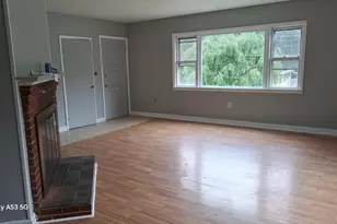 8 Athens St, Auburn, MA 01501 - Photo 5