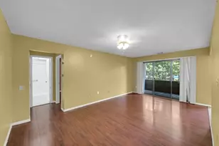 6 Shrewsbury Green Dr, Shrewsbury, MA 01545 - Photo 3