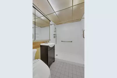 6 Shrewsbury Green Dr #J, Shrewsbury, MA 01545 - Photo 9