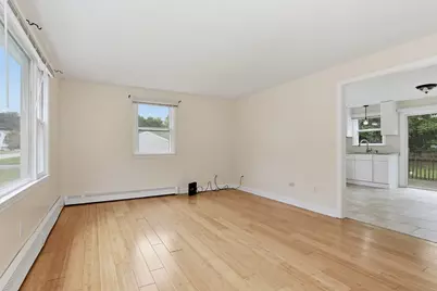 7 Boardman Ln #1, Attleboro, MA 02703 - Photo 3