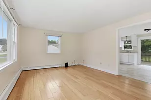 7 Boardman Ln, Attleboro, MA 02703 - Photo 3