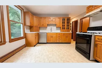 45 Columbus Ave #2, Waltham, MA 02451 - Photo 5