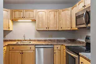 593 Main St, Leominster, MA 01453 - Photo 7