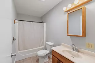 593 Main St, Leominster, MA 01453 - Photo 15