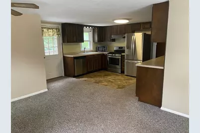 19 Blossom Street, Clinton, MA 01510 - Photo 3