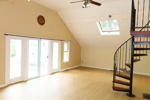 13 Spring St, Salisbury, MA 01952 - Photo 7