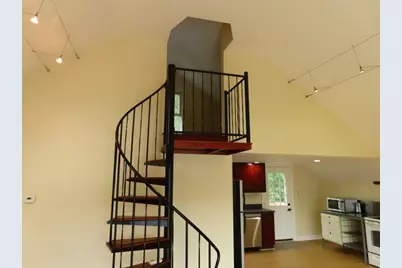 13 Spring St #A, Salisbury, MA 01952 - Photo 9