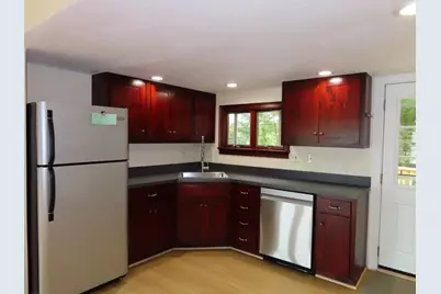 13 Spring St #A, Salisbury, MA 01952 - Photo 5