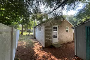 16 West St, Hanson, MA 02341 - Photo 23