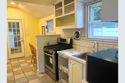 16 West St, Hanson, MA 02341 - Photo 7