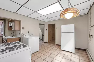 98 Willow St, Cambridge, MA 02141 - Photo 27