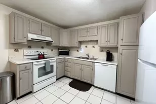 15 Thompson Dr, Randolph, MA 02368 - Photo 1