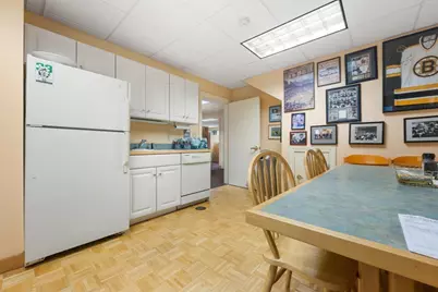 828 Lynn Fells Pkwy, Melrose, MA 02176 - Photo 21