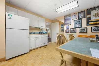 828 Lynn Fells Pkwy, Melrose, MA 02176 - Photo 21