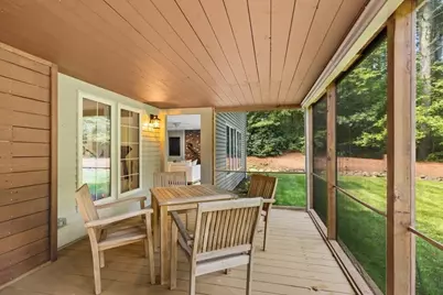 182 High St, Carver, MA 02330 - Photo 33