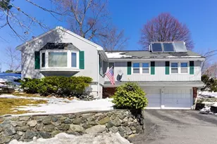 39 Locust St, Burlington, MA 01803 - Photo 1