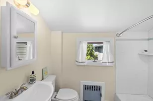 7 Peterson Rd, Quincy, MA 02169 - Photo 17