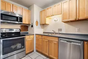 474 Broadway, Somerville, MA 02145 - Photo 5