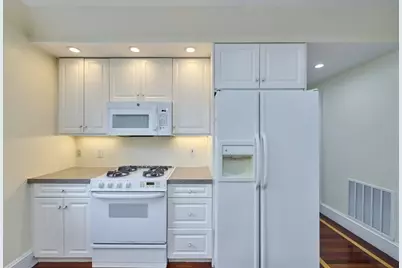 103 Grant St #1, Somerville, MA 02145 - Photo 5