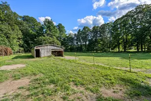 487 Long Plain Rd, Leverett, MA 01054 - Photo 33
