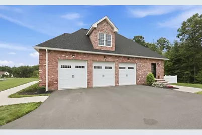 13 Bella Vista Drive, East Longmeadow, MA 01028 - Photo 3