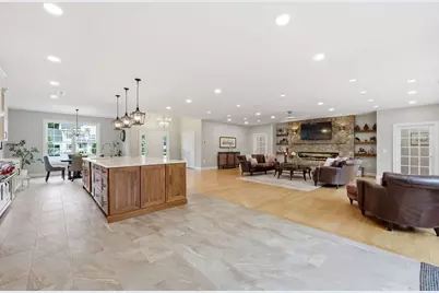 13 Bella Vista Drive, East Longmeadow, MA 01028 - Photo 15