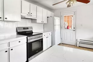 24 Woodland St, Lawrence, MA 01841 - Photo 3