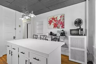 384 Riverway, Boston, MA 02115 - Photo 5