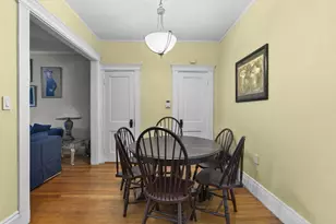 384 Riverway, Boston, MA 02115 - Photo 9