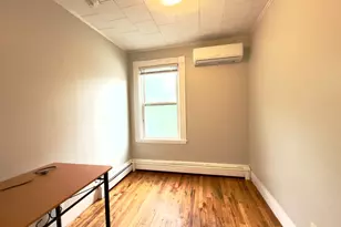2 Sherman St, Cambridge, MA 02138 - Photo 3