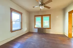 16 Ash St, Fairhaven, MA 02719 - Photo 9