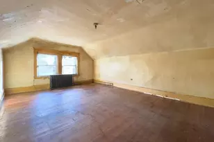 16 Ash St, Fairhaven, MA 02719 - Photo 15