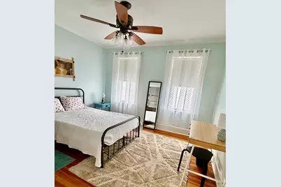 88 Gardner St #88/1, Waltham, MA 02453 - Photo 5