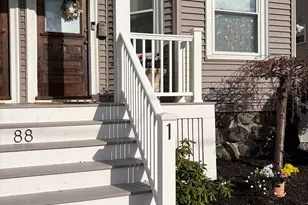 88 Gardner St, Waltham, MA 02453 - Photo 3