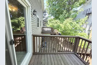 80 Smith St #2A, Lowell, MA 01851 - Photo 3