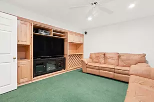 1002 Pine Brook Dr, Peabody, MA 01960 - Photo 27