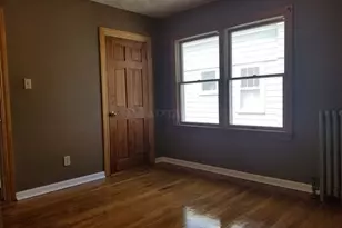 126 Albion, Somerville, MA 02144 - Photo 3