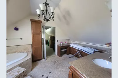 81 Clarke Avenue, Dracut, MA 01826 - Photo 13