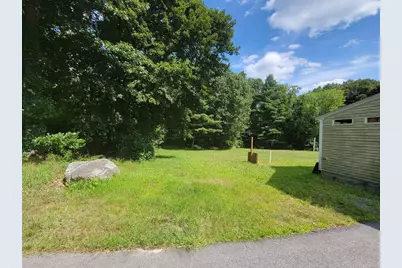 81 Clarke Avenue, Dracut, MA 01826 - Photo 27