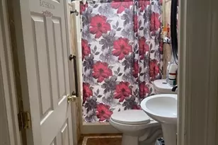 81 Clarke Ave, Dracut, MA 01826 - Photo 9