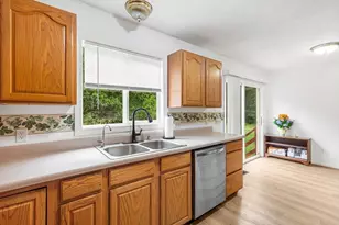 29 Sammys Ln, Freetown, MA 02702 - Photo 15