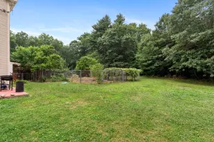 29 Sammys Ln, Freetown, MA 02702 - Photo 5