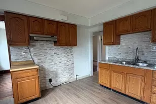 73-75 Melrose St, Springfield, MA 01109 - Photo 3