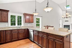 82 Beech Hill Rd, West Springfield, MA 01089 - Photo 7